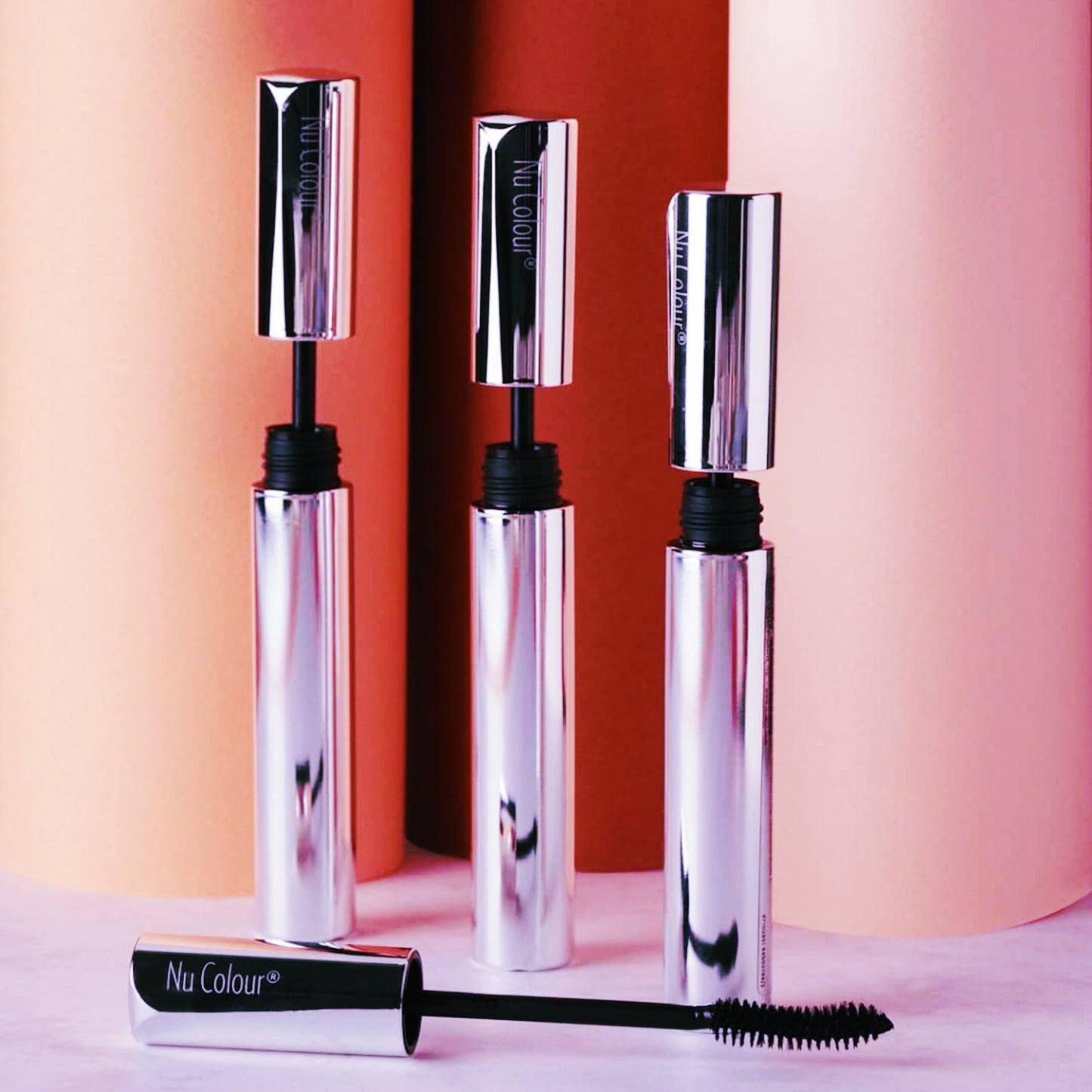 Nu Colour® Curling Mascara Black